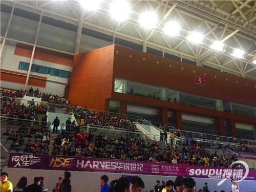 国际篮球巨星--科比空降辽宁体育馆 竟然是为了